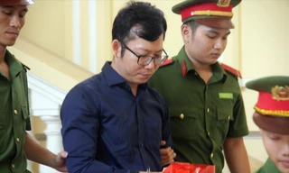 Nguyên Tổng giám đốc Công ty CP ô tô Âu Châu Nguyễn Đăng Thảo tại tòa Ảnh: Tân Châu