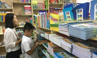 SGK phục vụ năm học mới 2020 – 2021 Ảnh: Như Ý