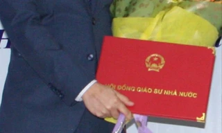 Vẫn còn những “điểm mờ” trong quá trình xét, công nhận giáo sư, phó giáo sư. Ảnh: Diệp An