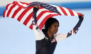 Nữ vận động viên da màu đi vào lịch sử Olympic mùa đông