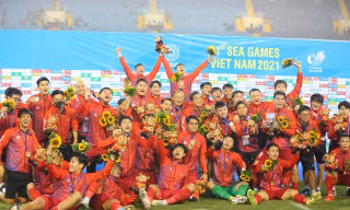 Chủ tịch AFC chúc mừng thành tích 'cú đúp vàng' của bóng đá Việt Nam 