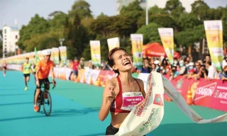 ĐKVĐ Tiền Phong Marathon 2021 Phạm Thị Hồng Lệ không tranh tài cự ly khắc nghiệt tại SEA Games 31