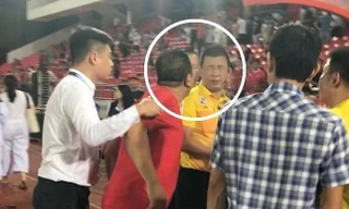 Hải Phòng yêu cầu CLB giải trình vụ tóm cổ, nhổ nước miếng vào trọng tài 