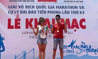Cặp đôi 7X chạy marathon nhanh nhất Việt Nam: Chạy giải Tiền Phong để…nhớ ngày cưới