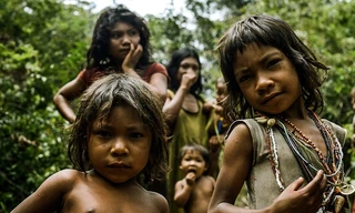 Bộ tộc nào chỉ ngủ tầm 20 phút mỗi ngày, trẻ con cứ 7 năm sẽ đổi tên một lần?