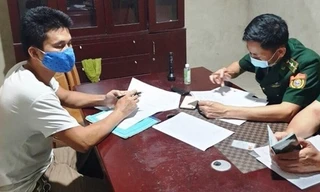 Tài xế Đoàn Quyết Thắng bị lực lượng chức năng phát hiện sử dụng giấy tờ của người khác để nhập cảnh nhằm trốn cách ly.