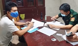Tài xế Đoàn Quyết Thắng bị lực lượng chức năng phát hiện sử dụng giấy tờ của người khác để nhập cảnh nhằm trốn cách ly.