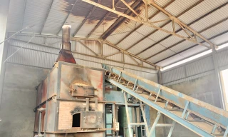 Lò đốt tiền tỷ vừa dùng đã bỏ không, hơn 2.000 tấn rác chất như núi