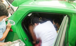 Tài xế taxi đỡ đẻ cho sản phụ chuyển dạ trên đường đến bệnh viện