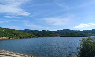 Rủ nhau tắm đập, hai học sinh đuối nước thương tâm