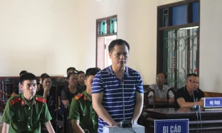 Người đàn ông cầm dao đâm chết vợ sau trận cãi vã