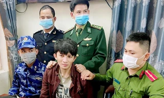 Đối tượng Vũ bị công an bắt giữ