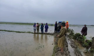 Tìm thấy thi thể bé gái 3 tuổi bị nước lũ cuốn trôi