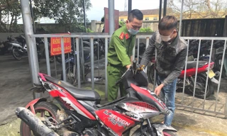 Đôi nam nữ tông cụ bà tử vong rồi bỏ chạy