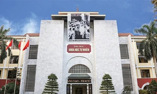 Những thí sinh đầu tiên trúng tuyển vào trường ĐH Khoa học Tự nhiên (ĐHQG Hà Nội)