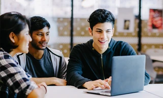 Giới thiệu ChatBot được thiết kế nhằm tăng cường sức khoẻ tinh thần cho giới trẻ