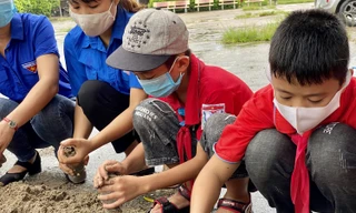 Nâng cao ý thức bảo vệ môi trường bằng công trình tái chế từ chai nhựa