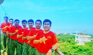 Lễ chào cờ đặc biệt nơi đảo tiền tiêu của Tổ quốc