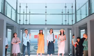 Giới trẻ Sài Gòn được tiếp cận phiên bản giới hạn UNIQLO x HANA TAJIMA