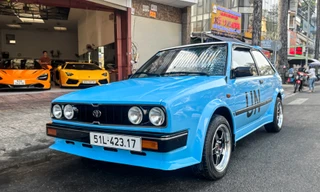 Xế cổ Toyota Corolla được nâng cấp qua bàn tay thợ Việt