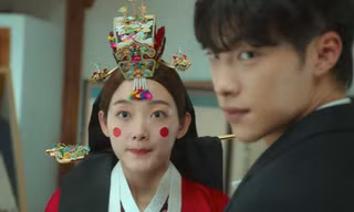 Quà Giáng Sinh đúng gu: Cự Giải mê đồ thủ công, Kim Ngưu thích nến thơm