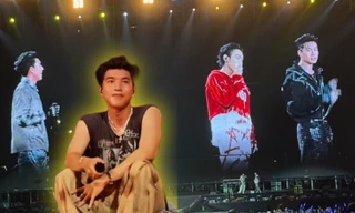 HIEUTHUHAI cảm thán trên sân khấu vì bị dựng chuyện "vừa tổng duyệt vừa khóc"