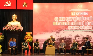 Đoàn viên TP.HCM lắng nghe những chia sẻ về "huyền thoại" đường Trường Sơn