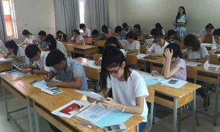 Thí sinh dự kỳ kiểm tra năng lực và xét tuyển vào Trường ĐH Luật TP.HCM