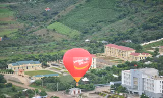 Ngắm cao nguyên Mộc Châu từ Khinh khí cầu Vietjet