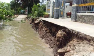 Hiện trường vụ sụp đất. Ảnh: Kim Hà