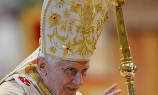 Giáo hoàng Benedict XVI sẽ thoái vị vào 28-2