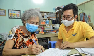 Lùi lịch trả lương hưu, trợ cấp tháng 8 