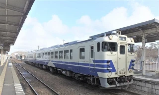 Loại toa tàu Nhật Bản dừng sử dụng được VNR kiến nghị Chính phủ cho nhập khẩu, hoán cải để tái sử dụng.