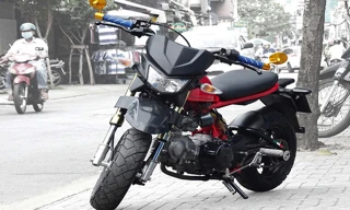 Chiếc mini bike có chiều cao yên rất thấp.