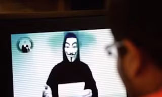 Hacker Việt bị nghi ngờ tấn công webchat của Anonymous