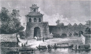 Cổng thành Phú Xuân thời Nguyễn sơ nhưng vua Quang Trung được cho là chưa từng ở đây. (Ảnh do Nguyễn Đắc Xuân sưu tầm).