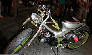 Honda Dream huyền thoại 'khoác áo' nhà binh