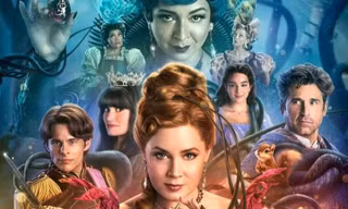 "Disenchanted" tung trailer đầu tiên: Nàng công chúa "nắp cống" trở thành bà mẹ kế độc ác?