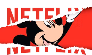 Hụt mất 200.000 lượt đăng ký, liệu Netflix có thành "Netflop" và bị Disney+ chiếm ngôi?