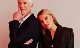 Millie Bobby Brown - sao phim "Stranger Things" thăng hạng nhan sắc với trang phục Công Trí