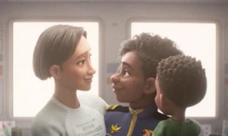 Nụ hôn lục sắc trong "Lightyear": Tình yêu không nên bị giới hạn bởi bất kỳ điều gì