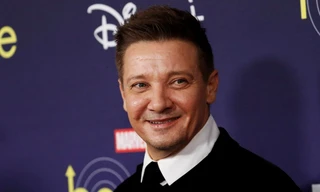 "Hawkeye" Jeremy Renner gặp tai nạn nghiêm trọng ngay đầu năm 2023