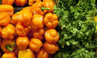 Ăn nhiều rau quả ngăn ngừa ung thư bàng quang