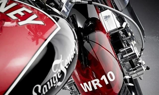 Xế nổ do Rooney thiết kế giá 66.000 USD