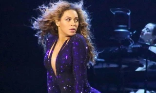 Beyonce nổi giận vì bị sàm sỡ trên sân khấu