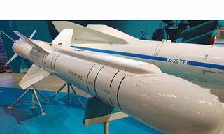 Siêu tên lửa tàng hình của không quân Nga