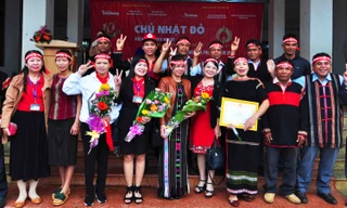 Đồng bào các dân tộc huyện Ea Kar tươi vui tham gia Chủ Nhật Đỏ 