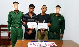 2 đối tượng bị bắt giữ cùng tang vật