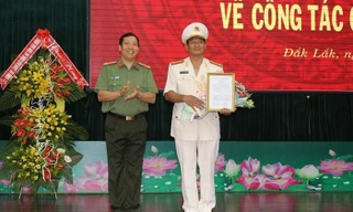 Công bố quyết định của Bộ trưởng Bộ Công an về công tác cán bộ