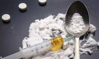 Kinh hãi phát hiện thanh niên quỳ gối chết nghi do sốc ma túy